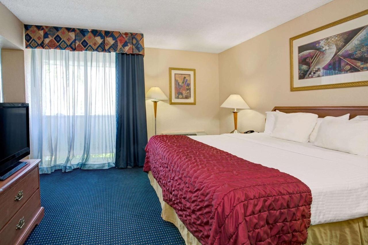 Garnet Inn & Suites Ορλάντο Εξωτερικό φωτογραφία